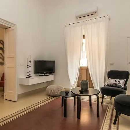 Apartment Etnart Gallery House